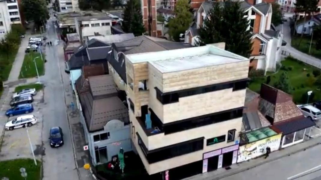 Irish Hotel Бихач Экстерьер фото