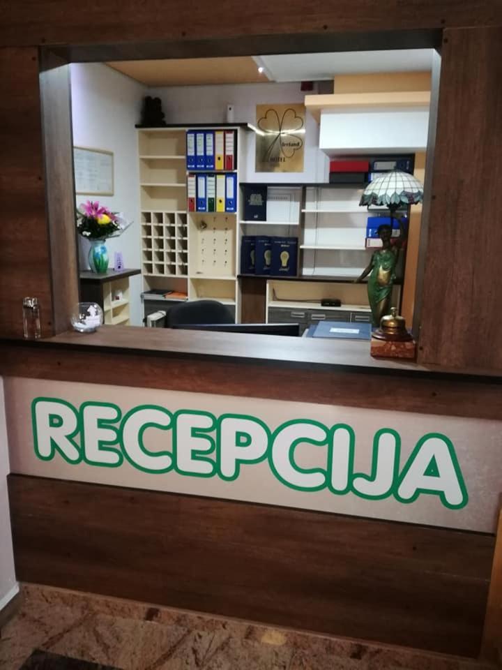 Irish Hotel Бихач Экстерьер фото